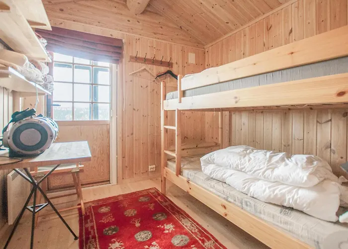5 Bedroom Gorgeous In Engerdal 펜션 *